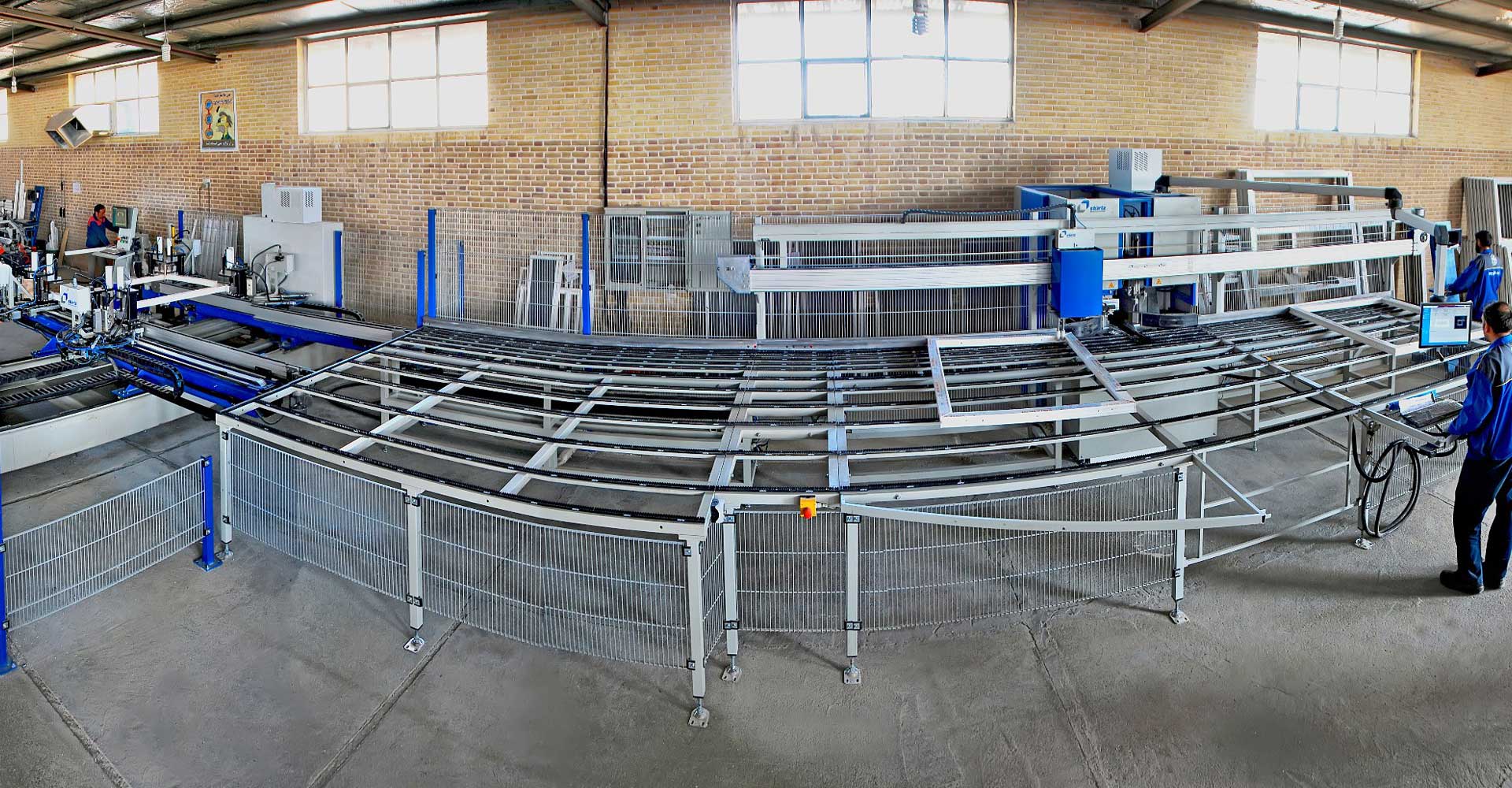 صنعت و معدن ایران؛ ایستادگی در برابر تحریم و کمبود منابع انرژی